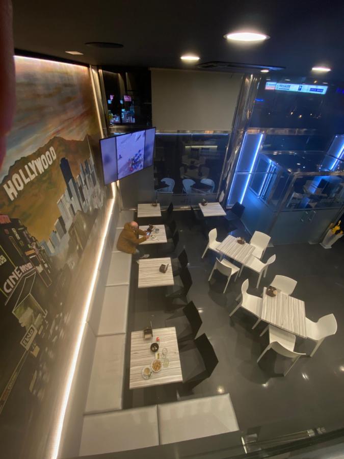 Hotel Hollywood كانجاس دي مورازو المظهر الخارجي الصورة