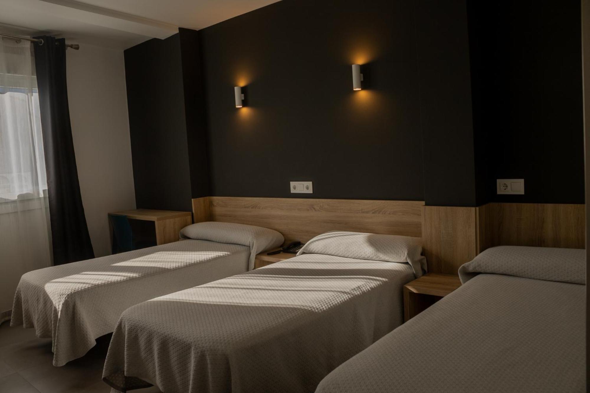 Hotel Hollywood كانجاس دي مورازو المظهر الخارجي الصورة